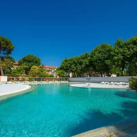 Camping Des Sept Fonts Agde Eksteriør bilde